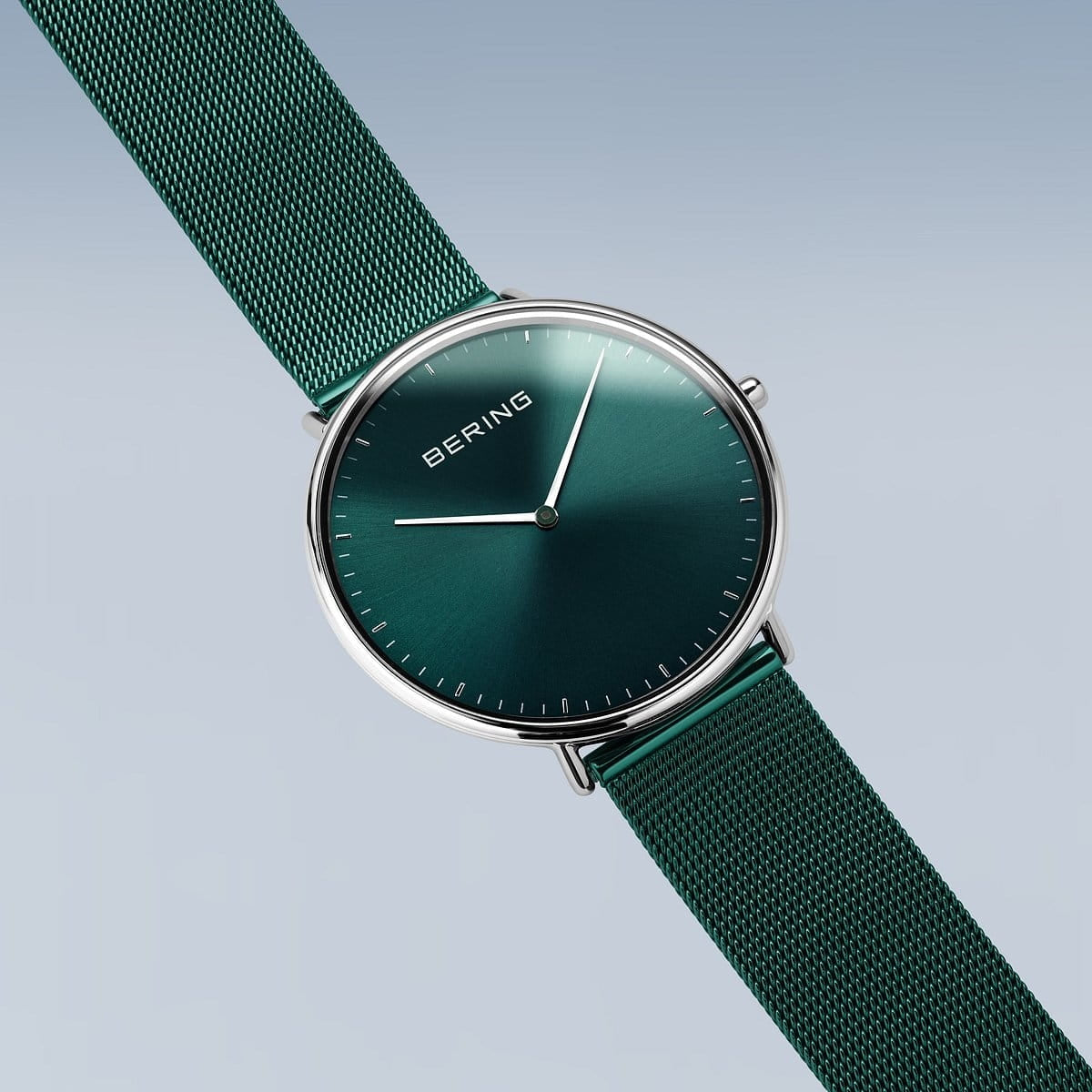 Bering Ultra Slim 15739-808