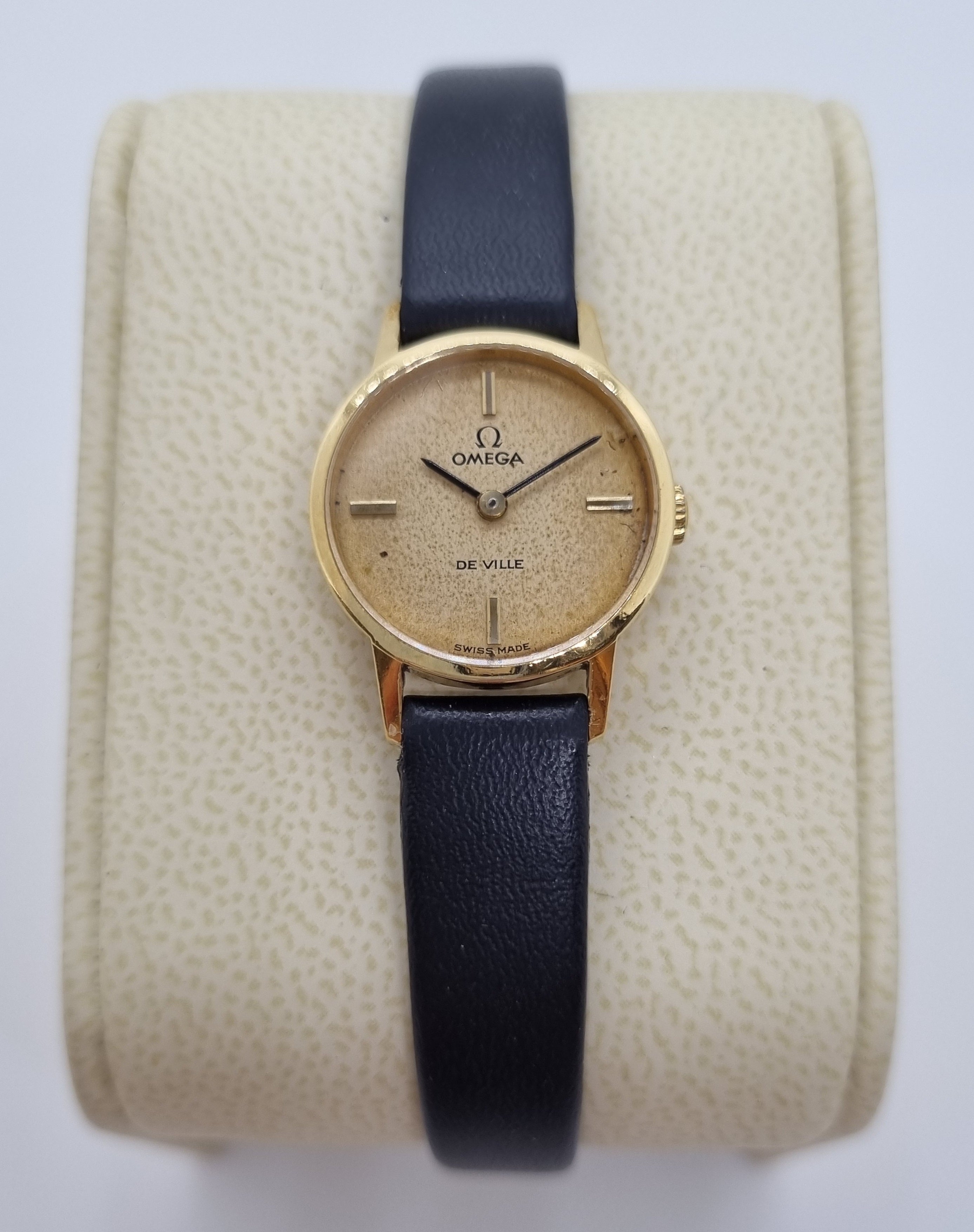 Omega De Ville Mekanisk Dameur i 18kt Guld