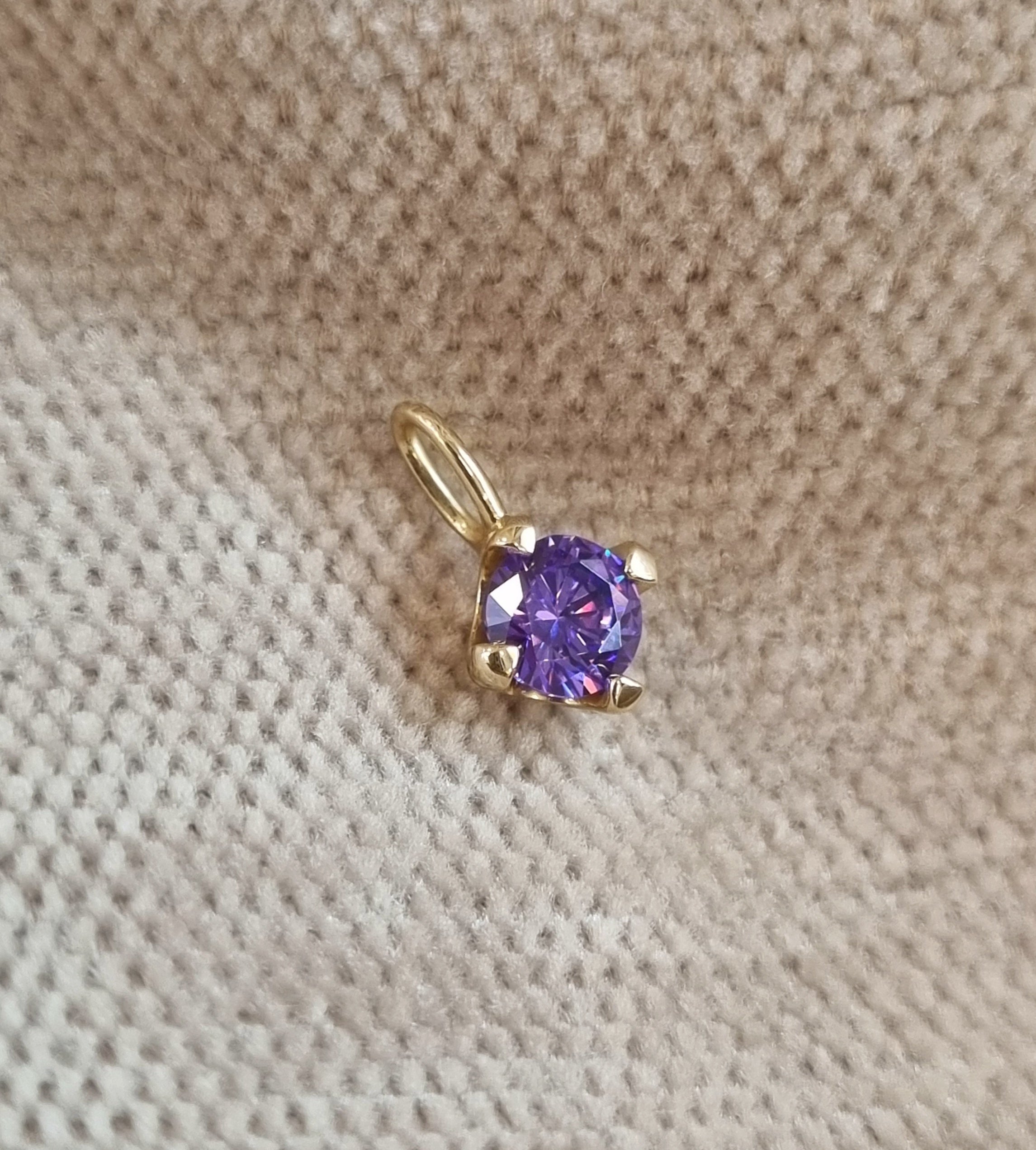 Bidstrup 14kt Solitaire Vedhæng med 5mm Lilla Zirkonia
