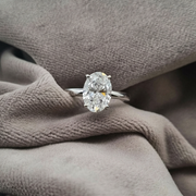 Bidstrup Design 14kt Hvidguld ring med 2,0ct Oval Lab-grown diamant - Certifikat medfølger