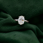 Bidstrup Design 14kt Hvidguld ring med 2,0ct Oval Lab-grown diamant