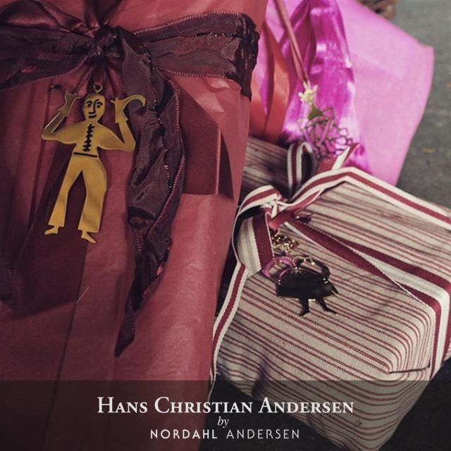 Nordahl Andersen Mand med Støvler Ophæng 98862102000